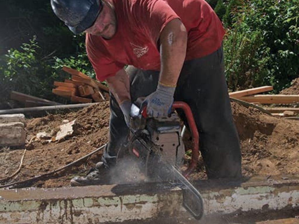 Equipos y herramienta diamantada para pases, cortes y demoliciones 4